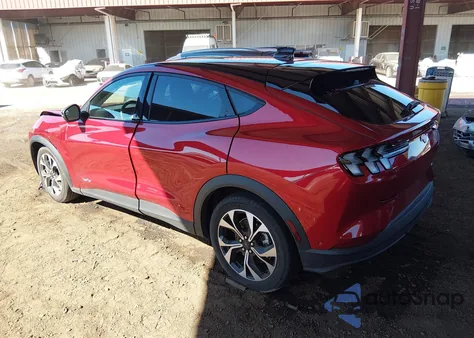 2024 Ford Mustang Mach-E Select z USA, uszkodzony, nr VIN 3FMTK1R49RMA29442